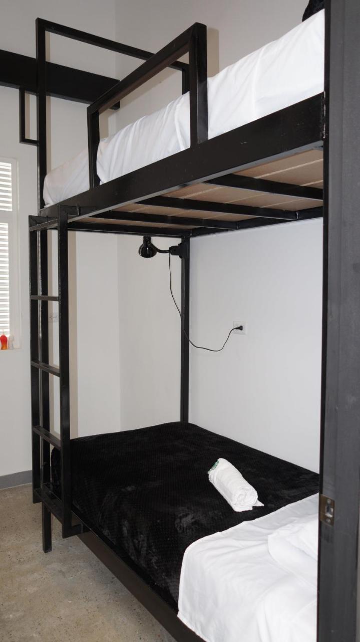 Nativo Hostel Medellin Bagian luar foto
