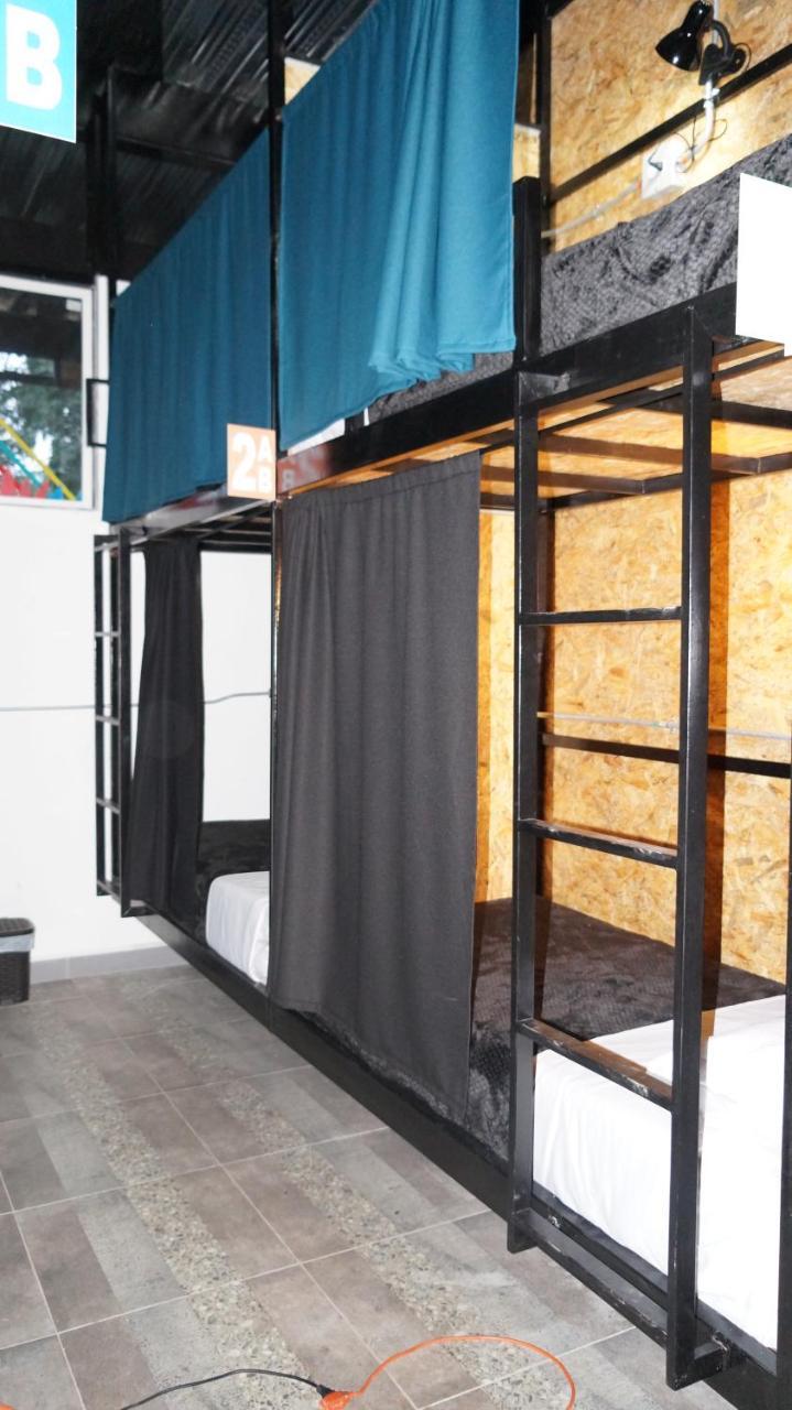 Nativo Hostel Medellin Bagian luar foto