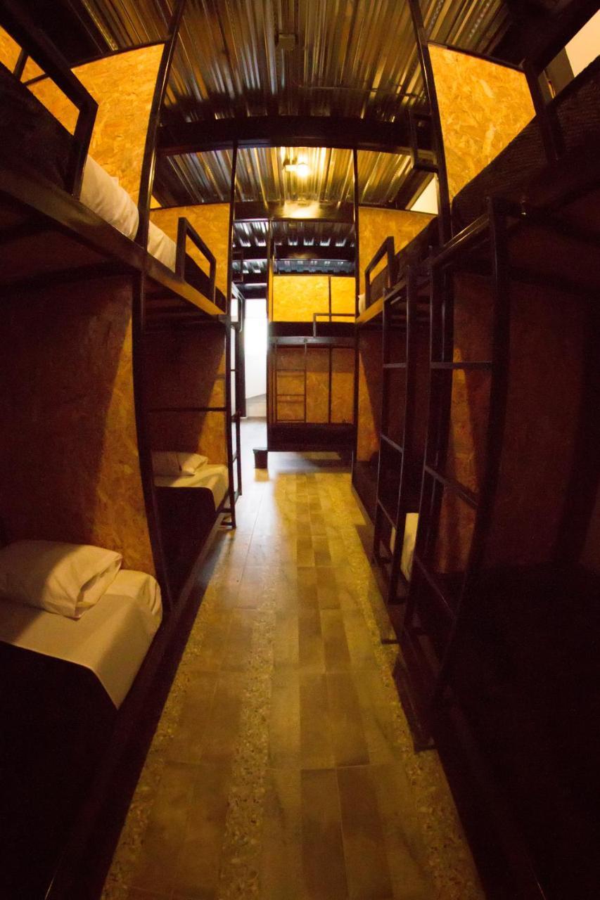 Nativo Hostel Medellin Bagian luar foto