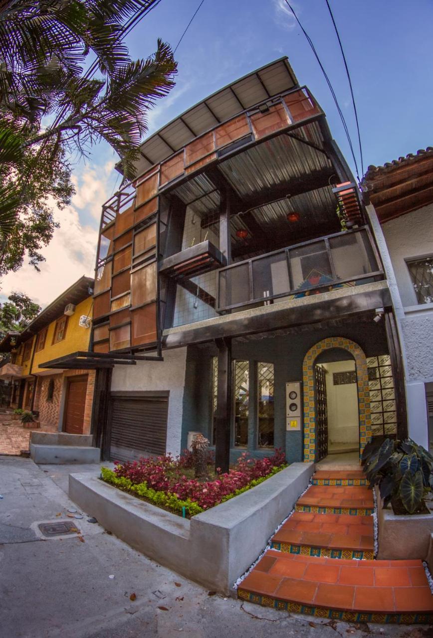 Nativo Hostel Medellin Bagian luar foto