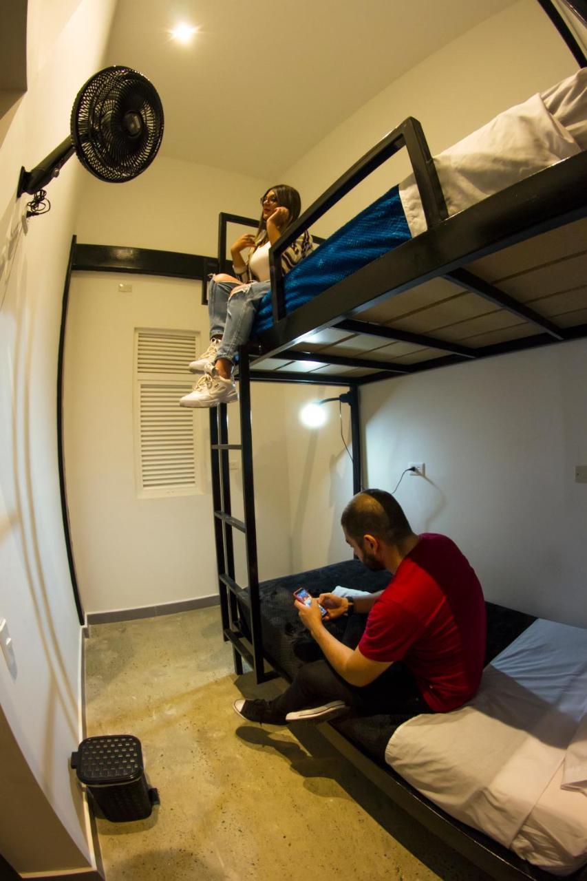 Nativo Hostel Medellin Bagian luar foto