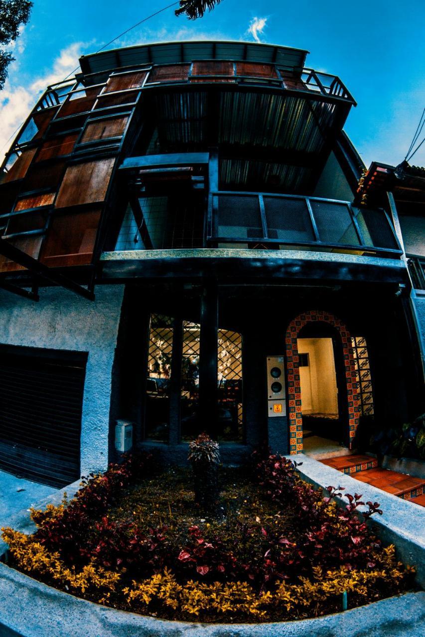 Nativo Hostel Medellin Bagian luar foto